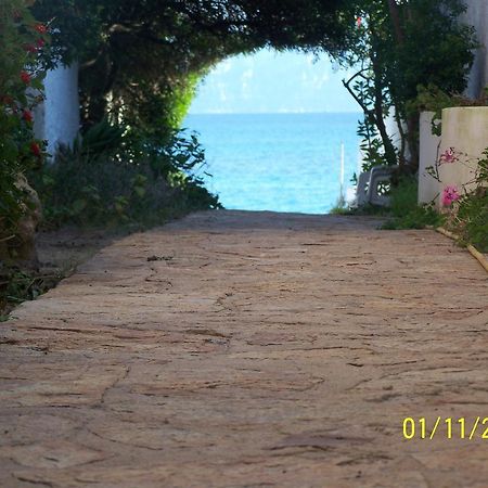 Bona Ciurrata Hotel Golfo Aranci Exterior foto